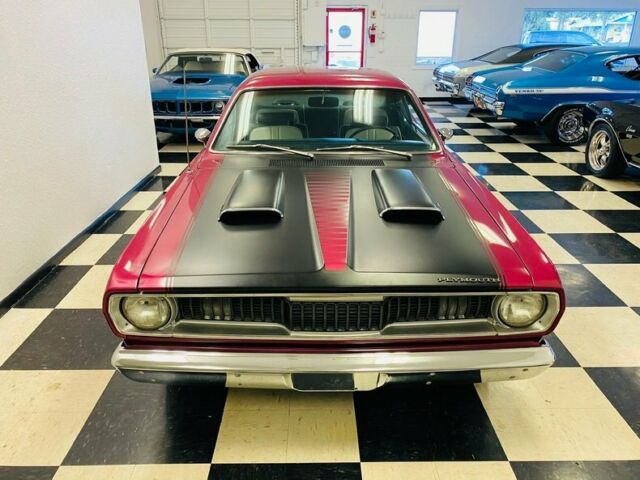 Plymouth Duster 1971 image number 31