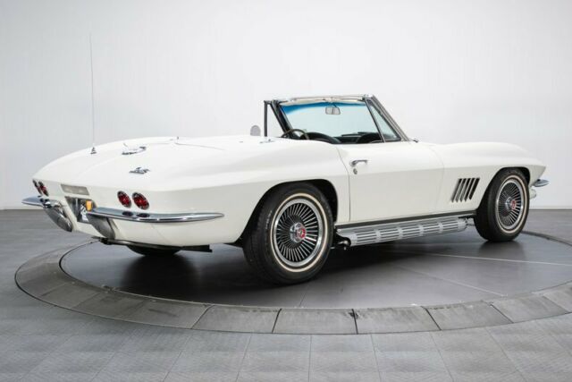 Chevrolet Corvette 1967 image number 1