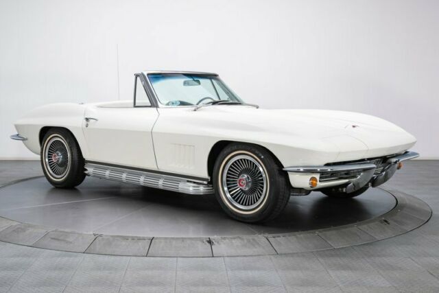 Chevrolet Corvette 1967 image number 10