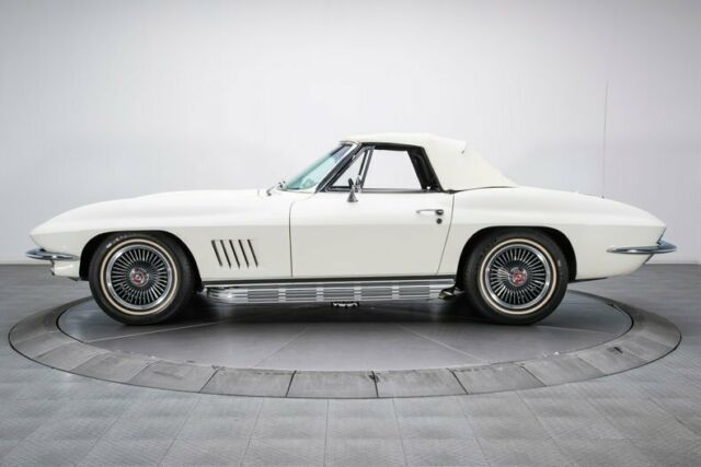 Chevrolet Corvette 1967 image number 20