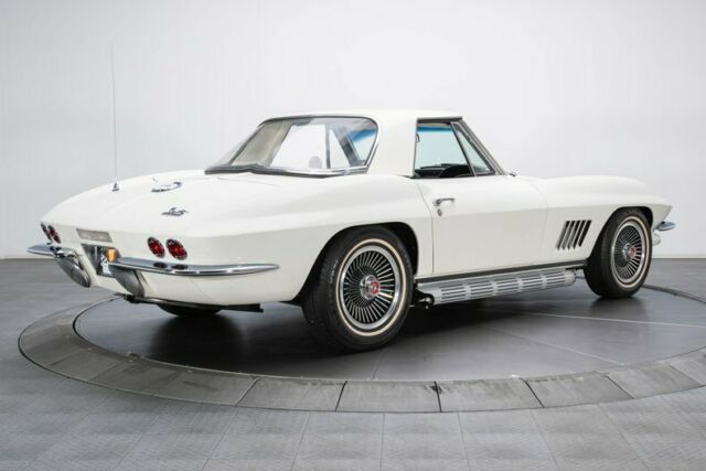 Chevrolet Corvette 1967 image number 33