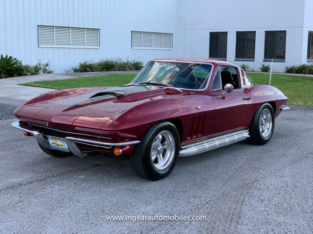 Chevrolet Corvette 1965 image number 27