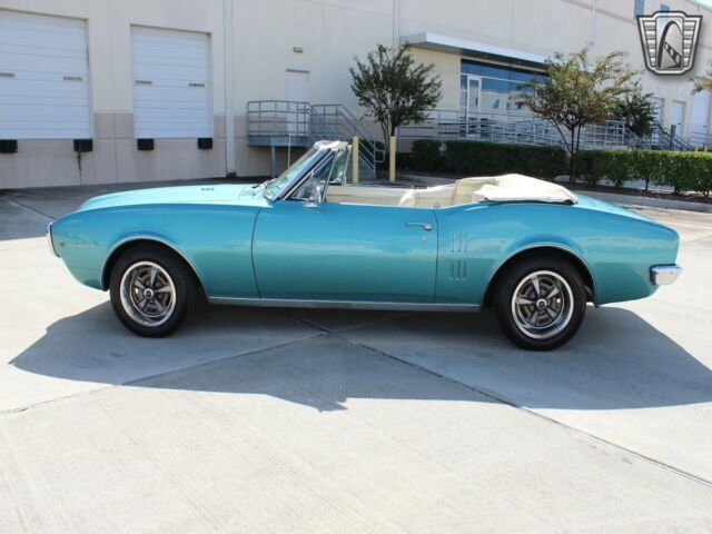 Pontiac Firebird 1967 image number 2