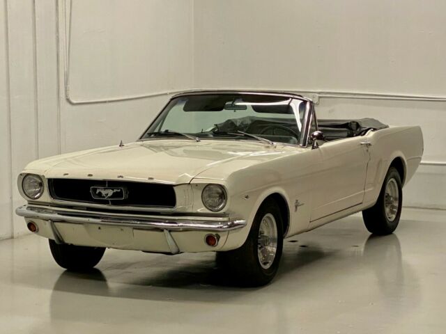 Ford Mustang 1965 image number 0