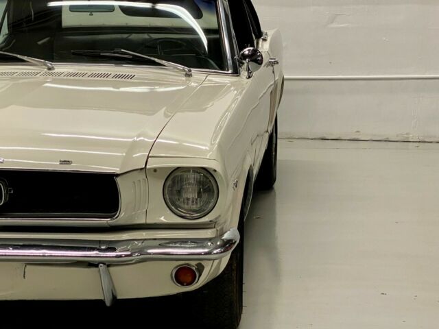 Ford Mustang 1965 image number 1