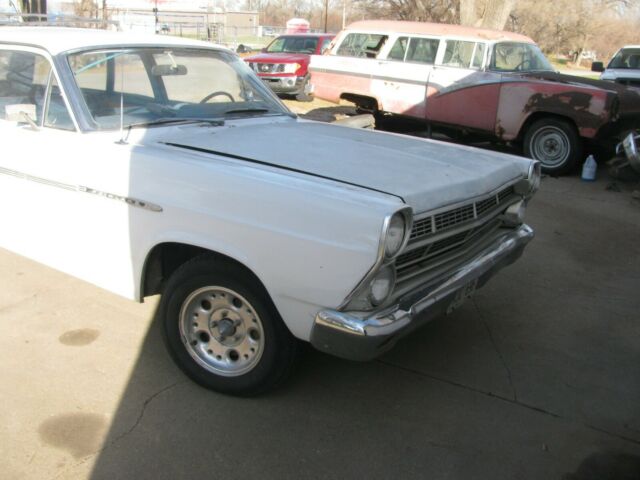 Ford Fairlane 1967 image number 23