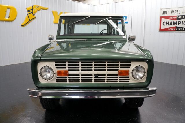 Ford Bronco 1973 image number 21