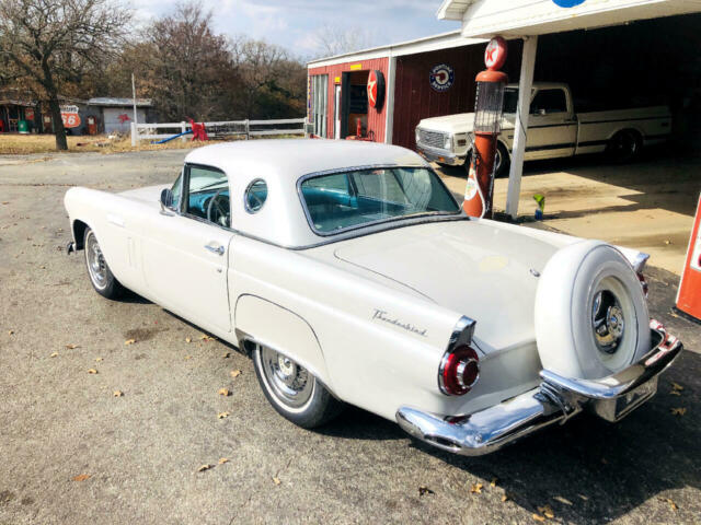 Ford Thunderbird 1956 image number 4