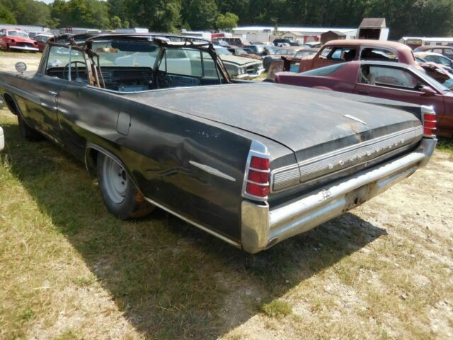 Pontiac Bonneville 1963 image number 3