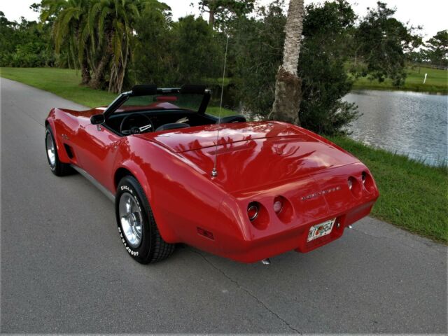 Chevrolet Corvette 1974 image number 9