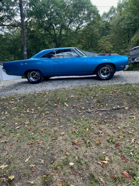 Plymouth Road Runner 1969 image number 17