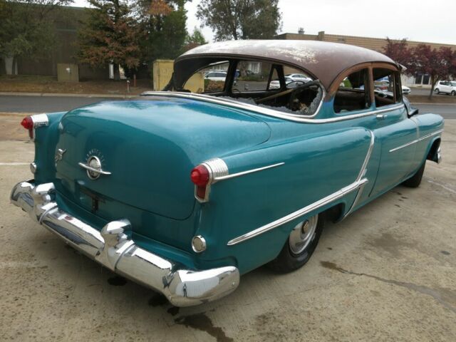 Oldsmobile Super 88 1953 image number 0