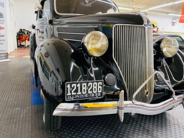 Ford Deluxe 1936 image number 33