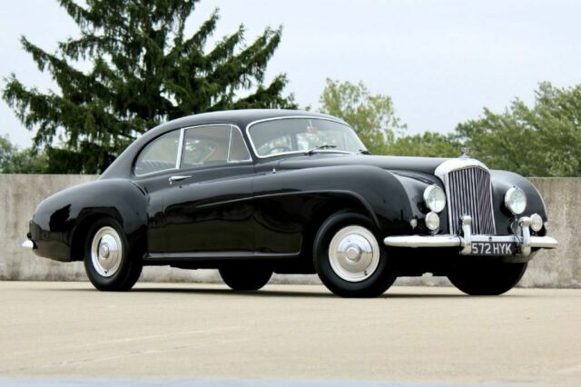 Bentley R-Type Continental 1954 image number 32