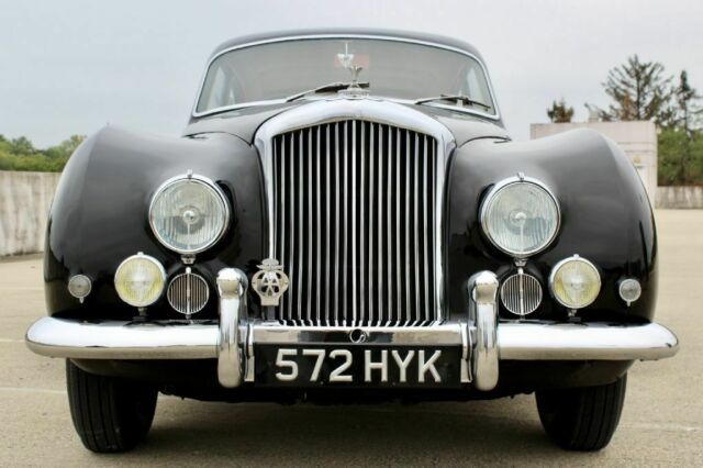 Bentley R-Type Continental 1954 image number 7