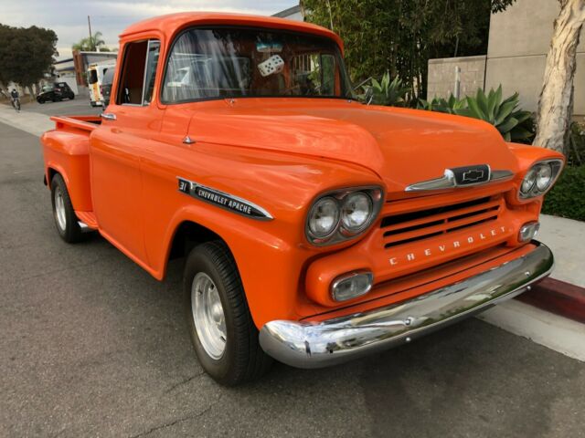 Chevrolet Apache 1959 image number 30