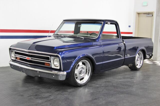 Chevrolet C-10 1967 image number 3