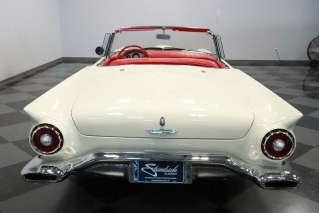 Ford Thunderbird 1957 image number 35