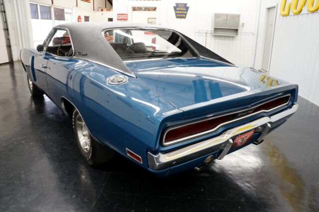 Dodge Charger 1970 image number 15