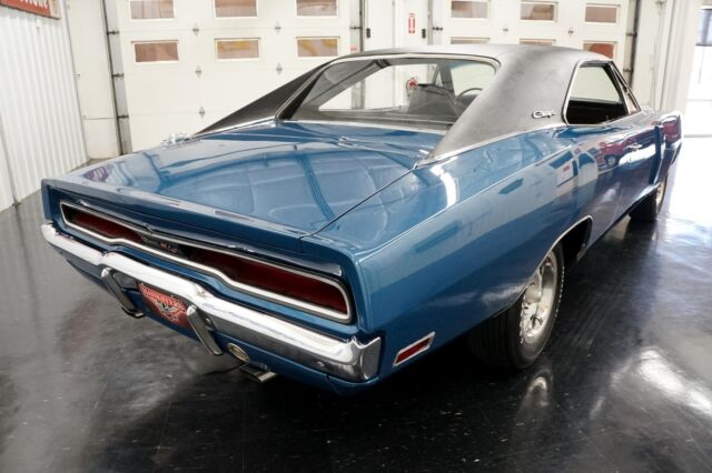 Dodge Charger 1970 image number 17