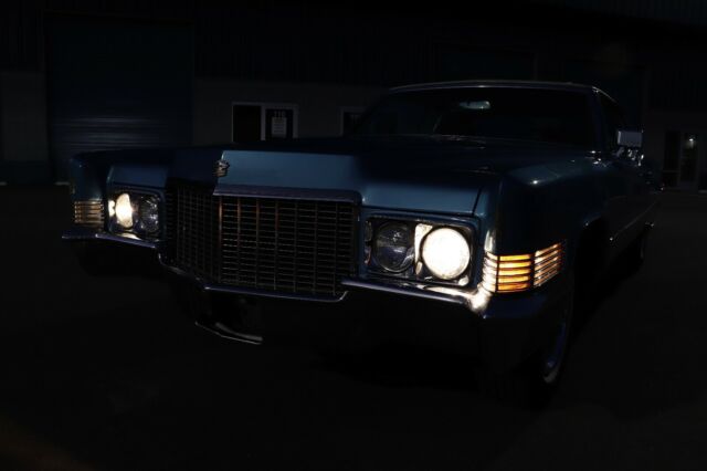 Cadillac DeVille 1970 image number 23