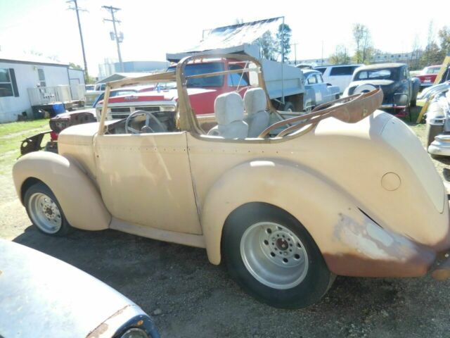 Hillman Minx  Convertible 1948 image number 30