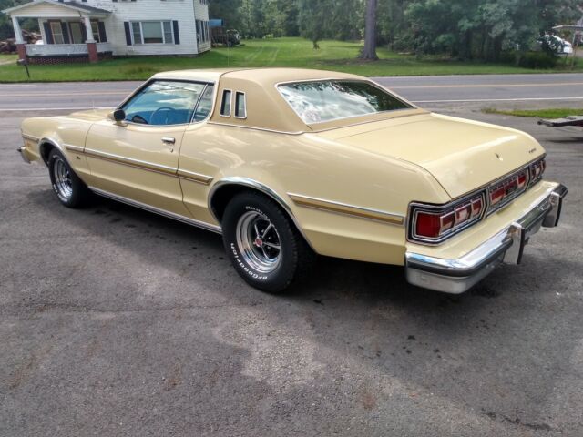 Ford Torino 1976 image number 4