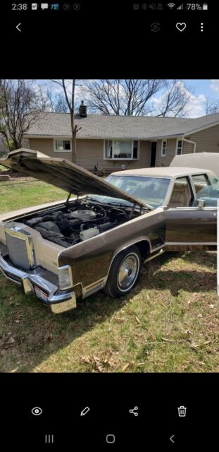 Lincoln Continental 1979 image number 2