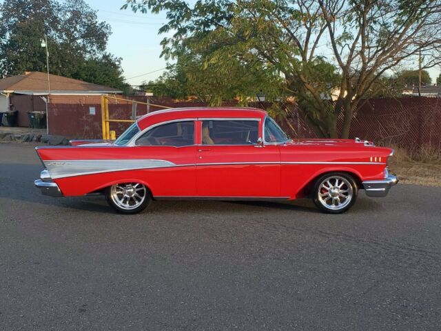 Chevrolet Bel Air/150/210 1957 image number 25