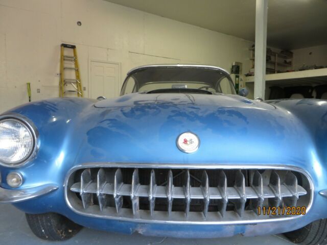 Chevrolet Corvette 1957 image number 8