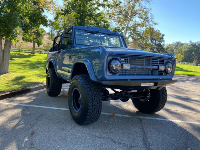 Ford Bronco 1969 image number 1