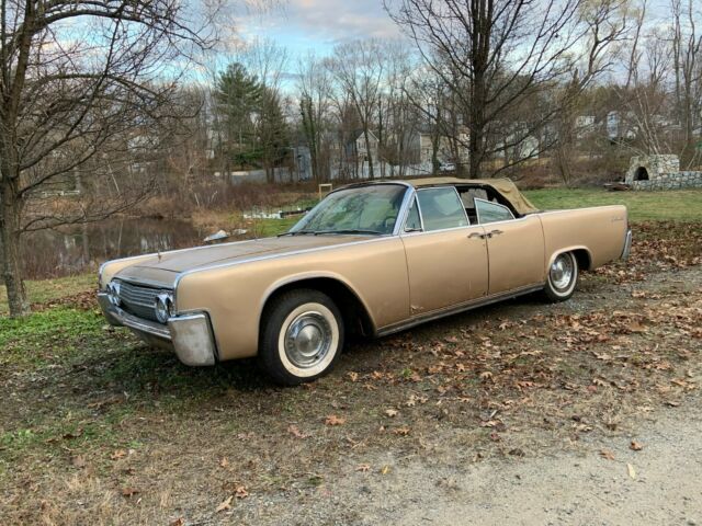 Lincoln Continental 1963 image number 1