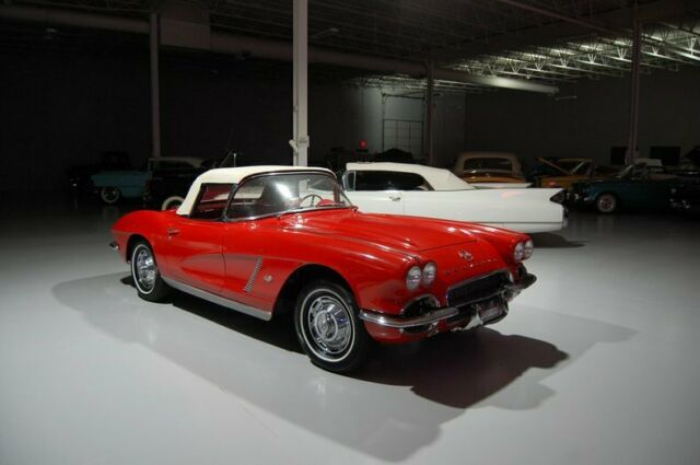 Chevrolet Corvette 1962 image number 10