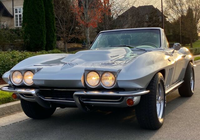 Chevrolet Corvette 1966 image number 21