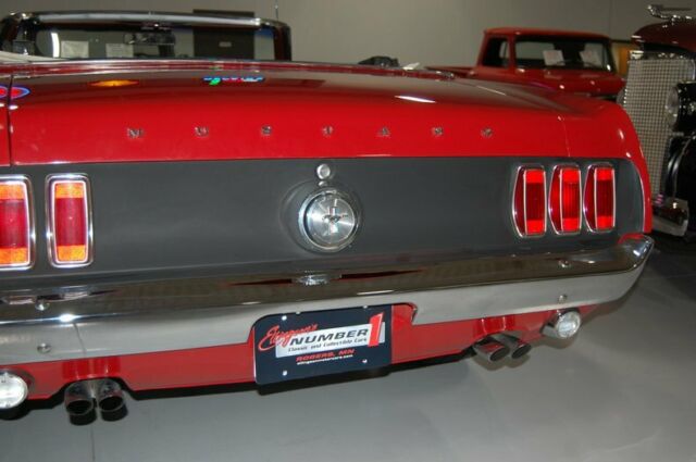 Ford Mustang 1969 image number 16