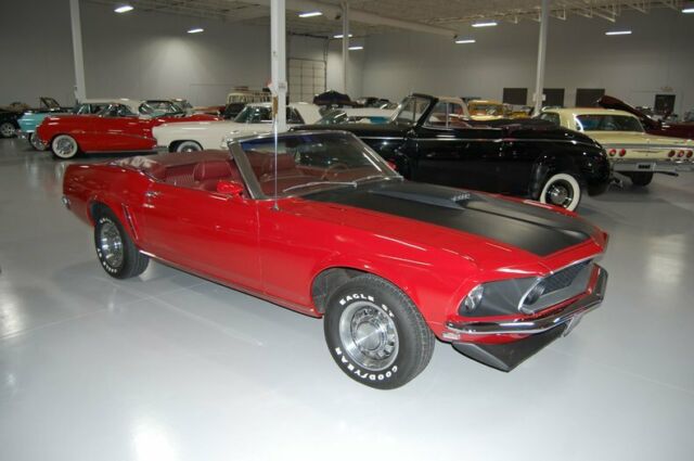 Ford Mustang 1969 image number 2