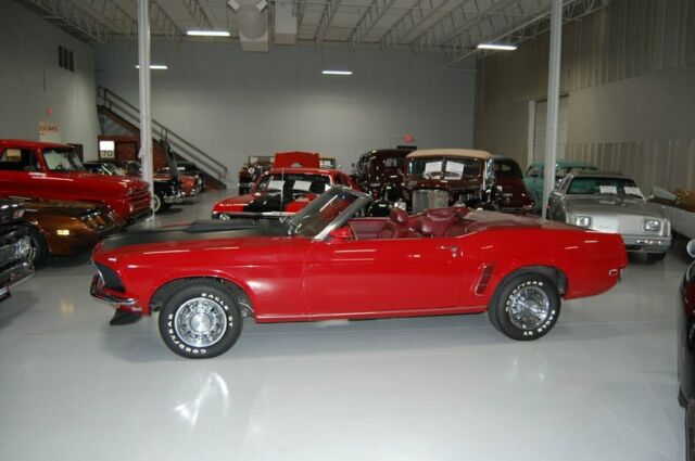 Ford Mustang 1969 image number 31