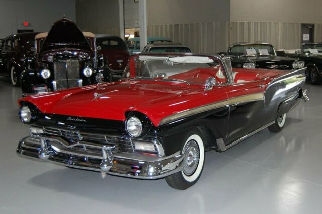 Ford Fairlane 500 Sunliner 1957 image number 0