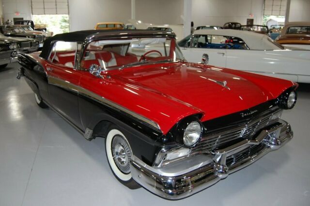 Ford Fairlane 500 Sunliner 1957 image number 10