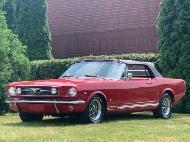 Ford Mustang 1966 image number 14