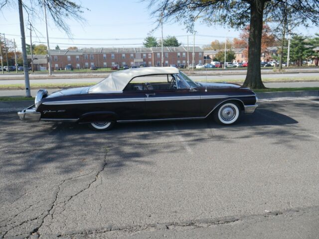 Ford Galaxic 500 XL 1962 image number 17