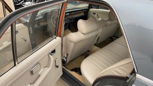 Mercedes-Benz 280 S 1969 image number 28