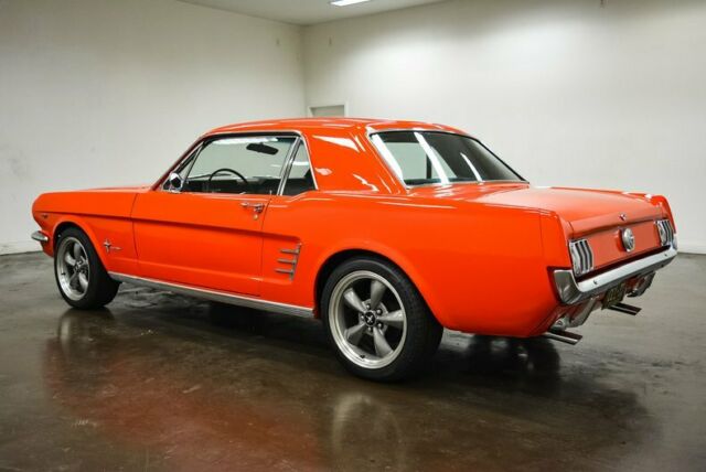 Ford Mustang 1966 image number 28