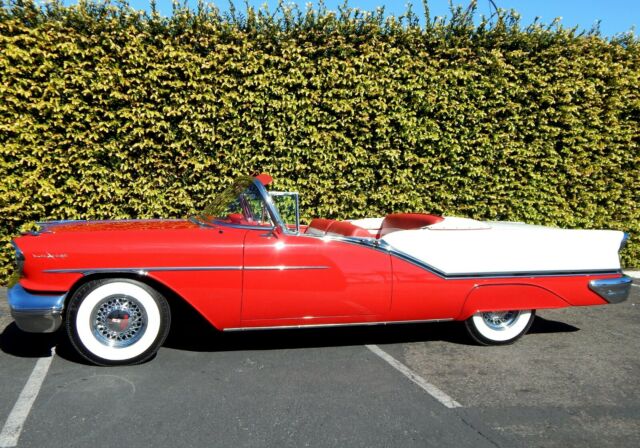 Oldsmobile Starfire 1957 image number 11