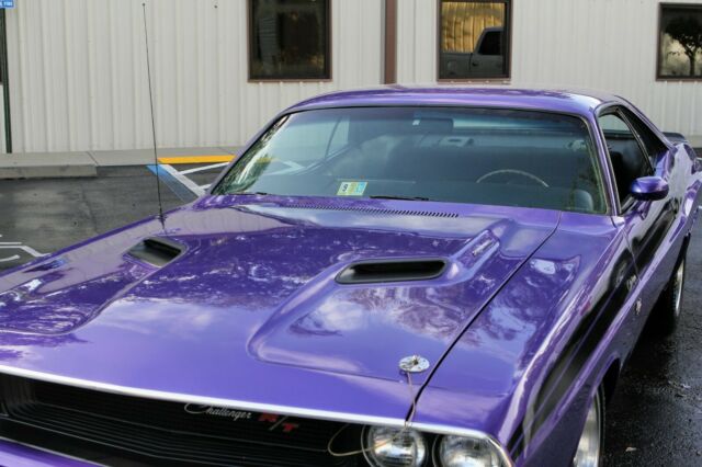 Dodge Challenger 1971 image number 33