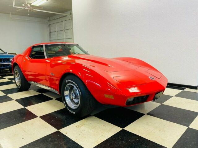 Chevrolet Corvette 1974 image number 24