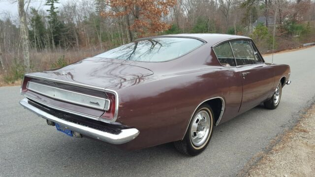 Plymouth Barracuda 1967 image number 28