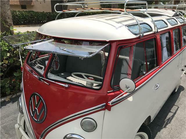 Volkswagen Bus/Vanagon 1974 image number 1