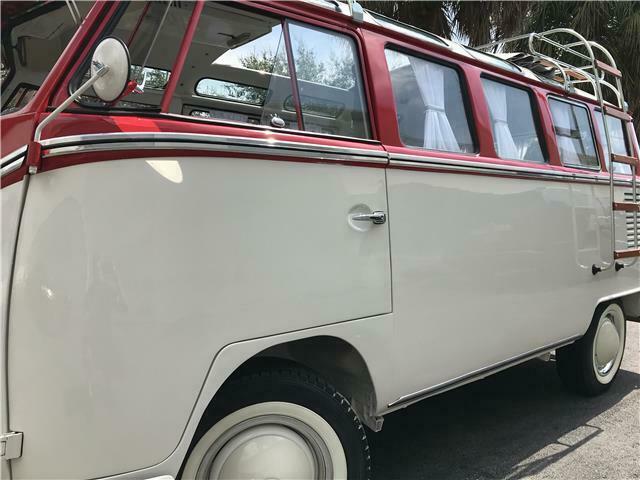 Volkswagen Bus/Vanagon 1974 image number 3