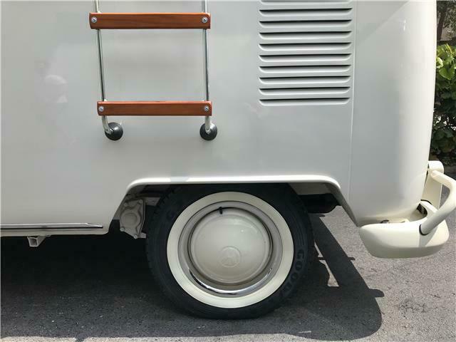 Volkswagen Bus/Vanagon 1974 image number 7